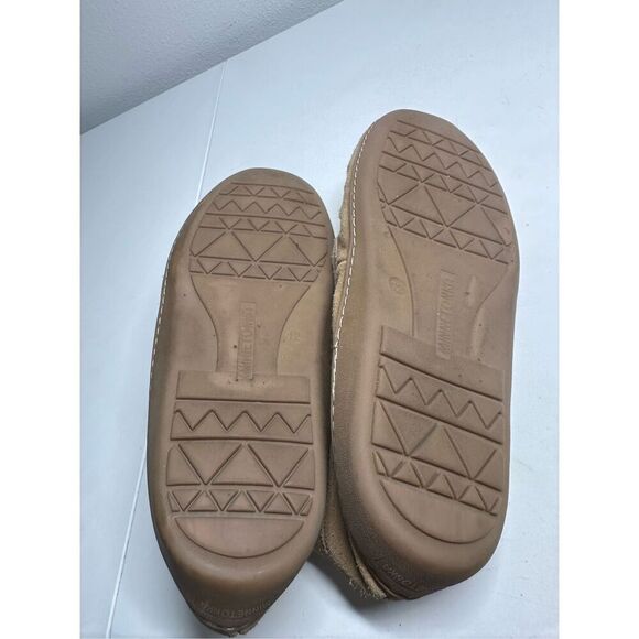 Minnetonka Men’s Moccasins Size 12 Brown Shoe Slipper Sole Tan - Picture 4 of 9